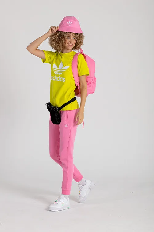 </br><b><center>ADIDAS ЗА ТИЙНЕЙДЖЪРКИ</b></center></br>