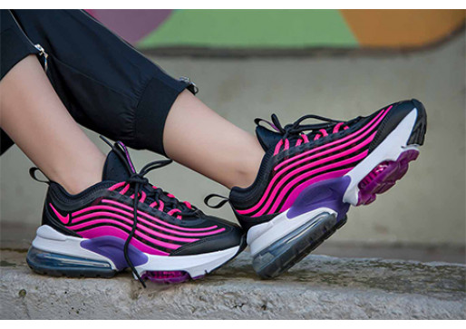 FEEL THE MAGENTA WAVES OF AIR MAX ZM950