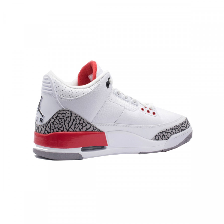 NIKE Спортни обувки AIR JORDAN 3 RETRO 