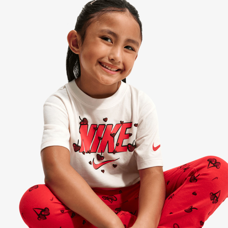 NIKE Тенискa Cherry 