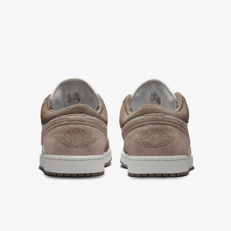 NIKE Спортни обувки AIR JORDAN 1 LOW 