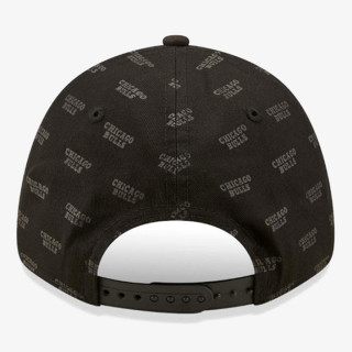 NEW ERA Шапка с козирка KAPA MONOGRAM AOP 9FORTY CHIBUL 