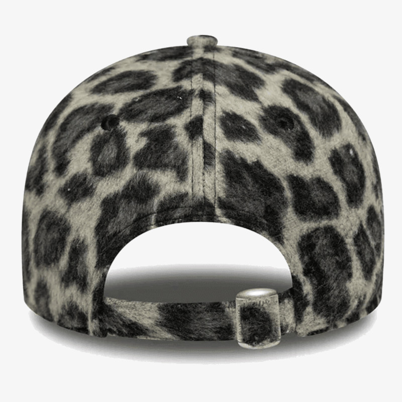 NEW ERA Шапка с козирка FEMALE COSY ANIMAL 9FORTY® 