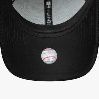 NEW ERA Шапка с козирка FEMALE BORG 9FORTY® 