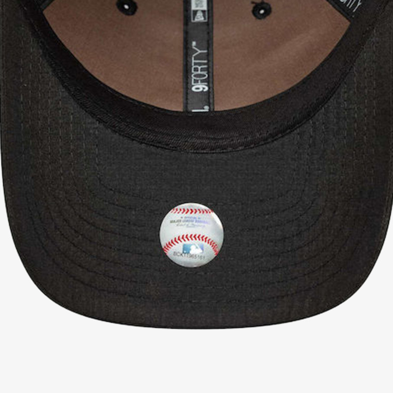 NEW ERA Шапка с козирка TONAL FLAWLESS 9FORTY® 