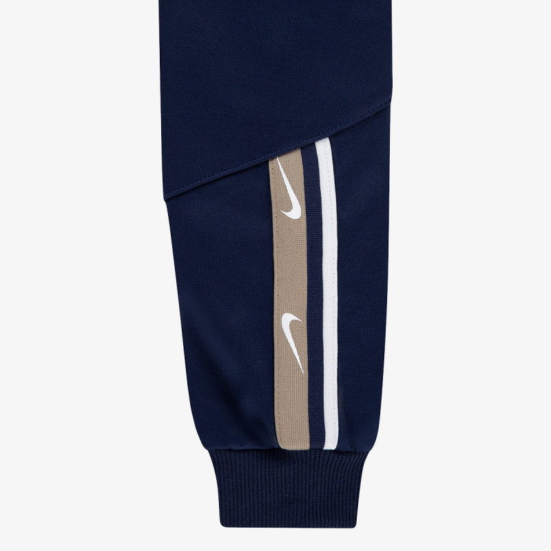 NIKE Спортни екипи Sportswear Club 