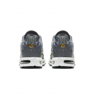 NIKE Спортни обувки AIR MAX PLUS 
