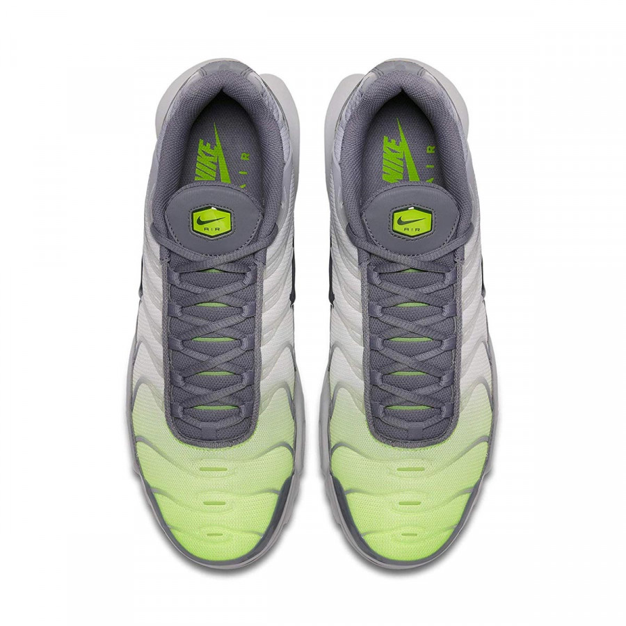 NIKE Спортни обувки AIR MAX PLUS 