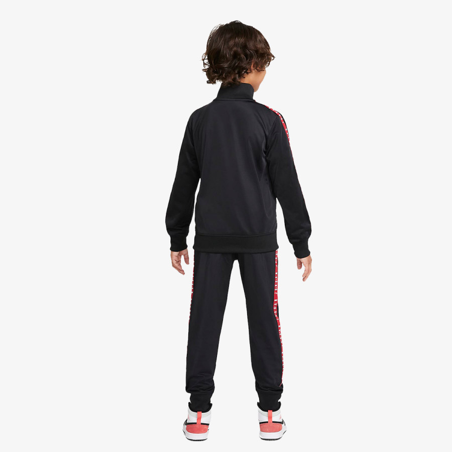 JORDAN Спортни екипи Jordan 