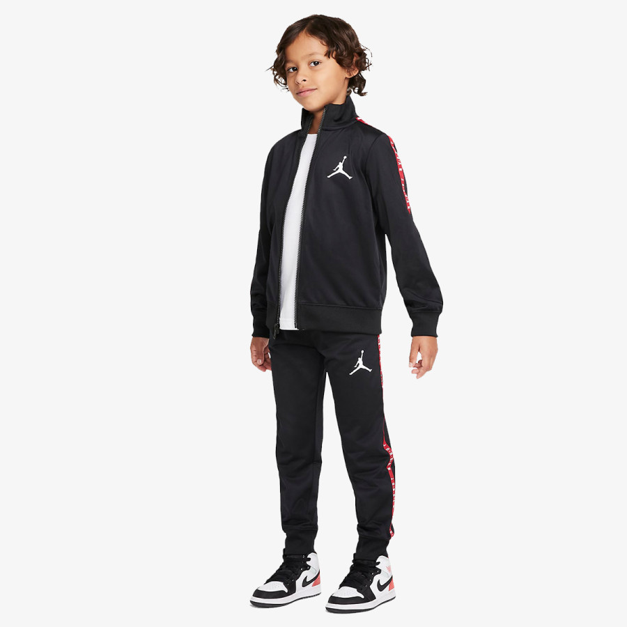JORDAN Спортни екипи Jordan 