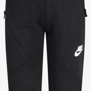 NIKE Долнищe THRILL 