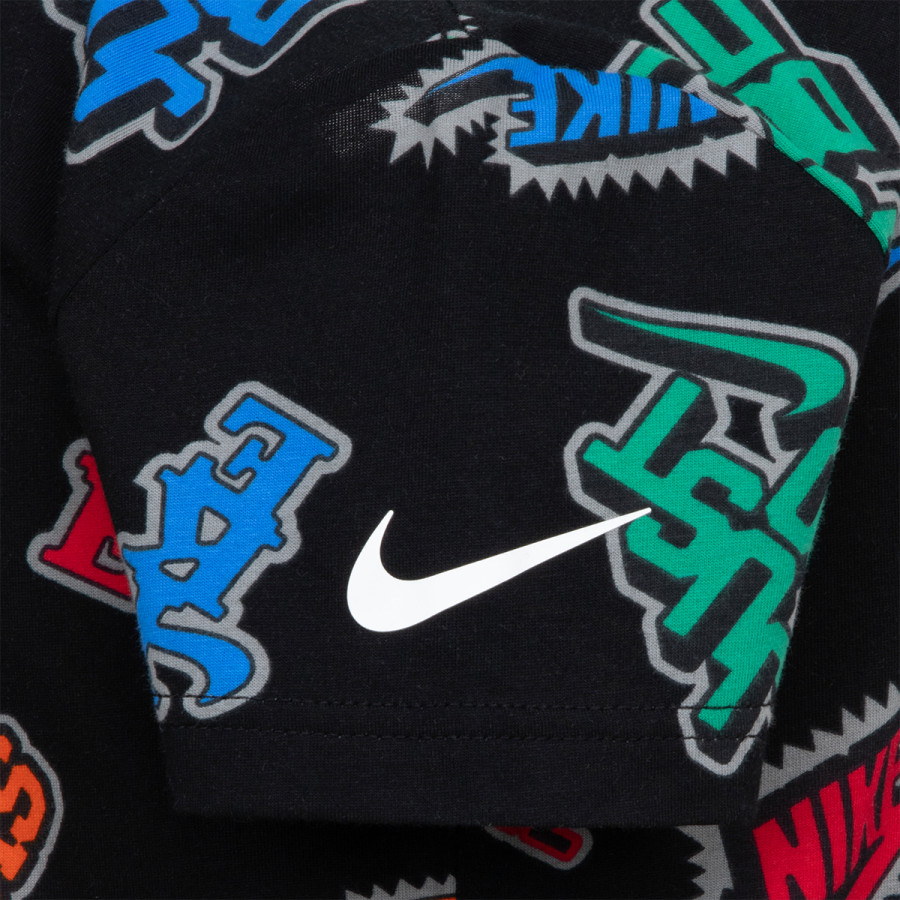 NIKE Тенискa Varzity 