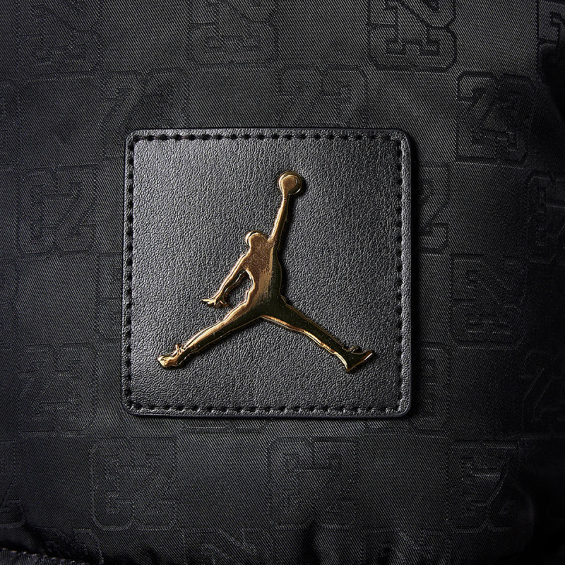 NIKE Яке Jordan 23 