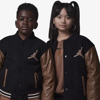 NIKE Яке Jordan 