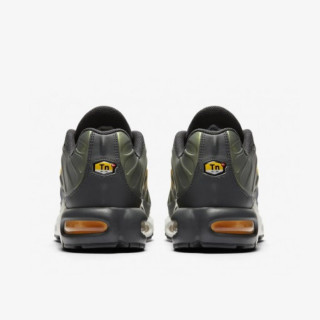 NIKE Зимни обувки AIR MAX PLUS SE 