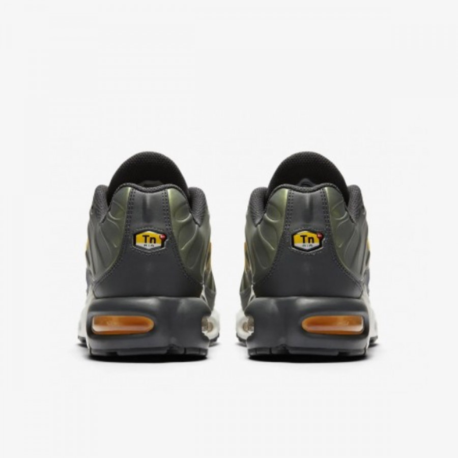 NIKE Зимни обувки AIR MAX PLUS SE 