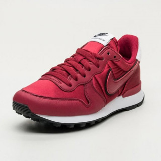 Nike internationalist top heat rot