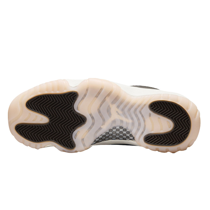 NIKE Спортни обувки WMNS AIR JORDAN 11 RETRO 