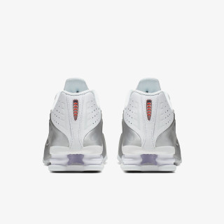 NIKE Спортни обувки Shox R4 