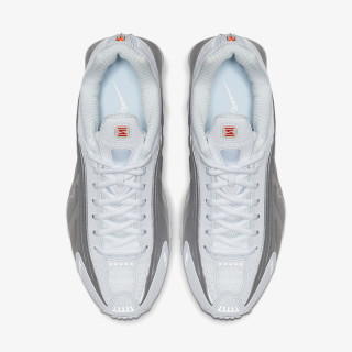 NIKE Спортни обувки Shox R4 