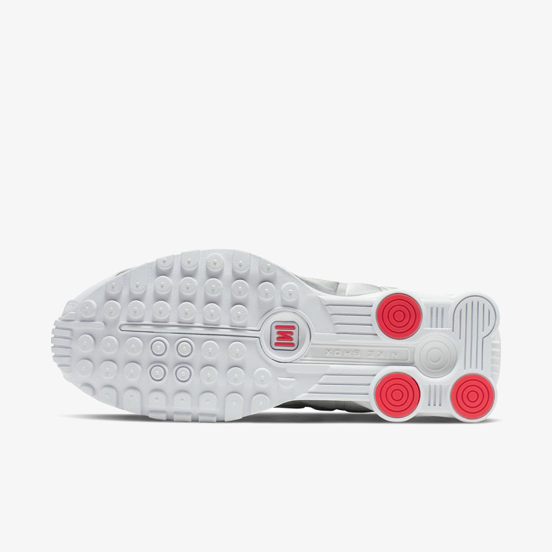 NIKE Спортни обувки Shox R4 