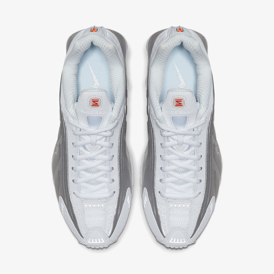 NIKE Спортни обувки Shox R4 
