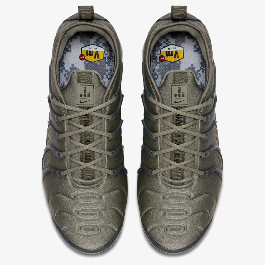 NIKE Спортни обувки AIR VAPORMAX PLUS WE 
