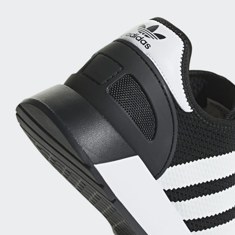 adidas Спортни обувки N-5923 