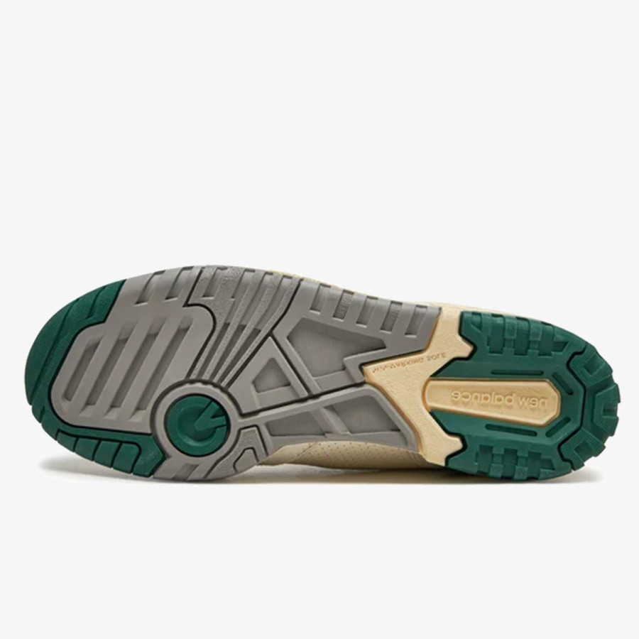 NEW BALANCE Спортни обувки 550 