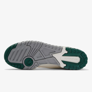NEW BALANCE Спортни обувки BB550 