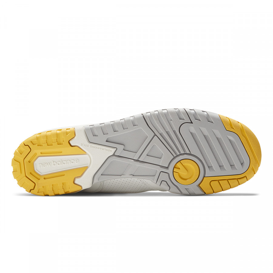 NEW BALANCE Спортни обувки NEW BALANCE - 650 