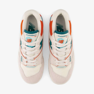 NEW BALANCE Спортни обувки 550 