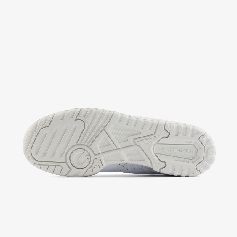 NEW BALANCE Спортни обувки 550 