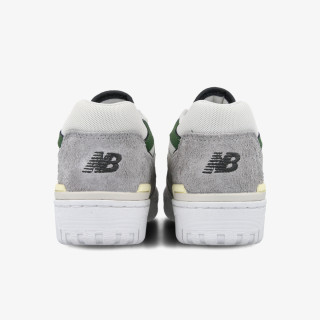 NEW BALANCE Спортни обувки NEW BALANCE - 550