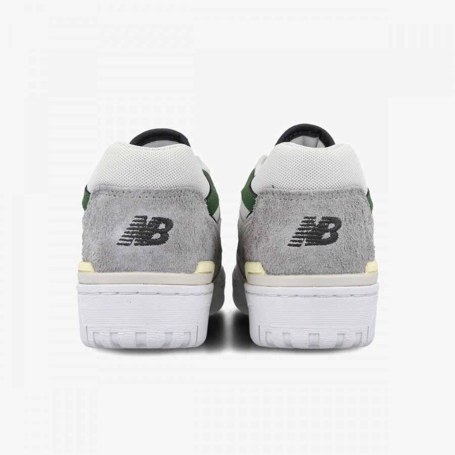 NEW BALANCE Спортни обувки NEW BALANCE - 550