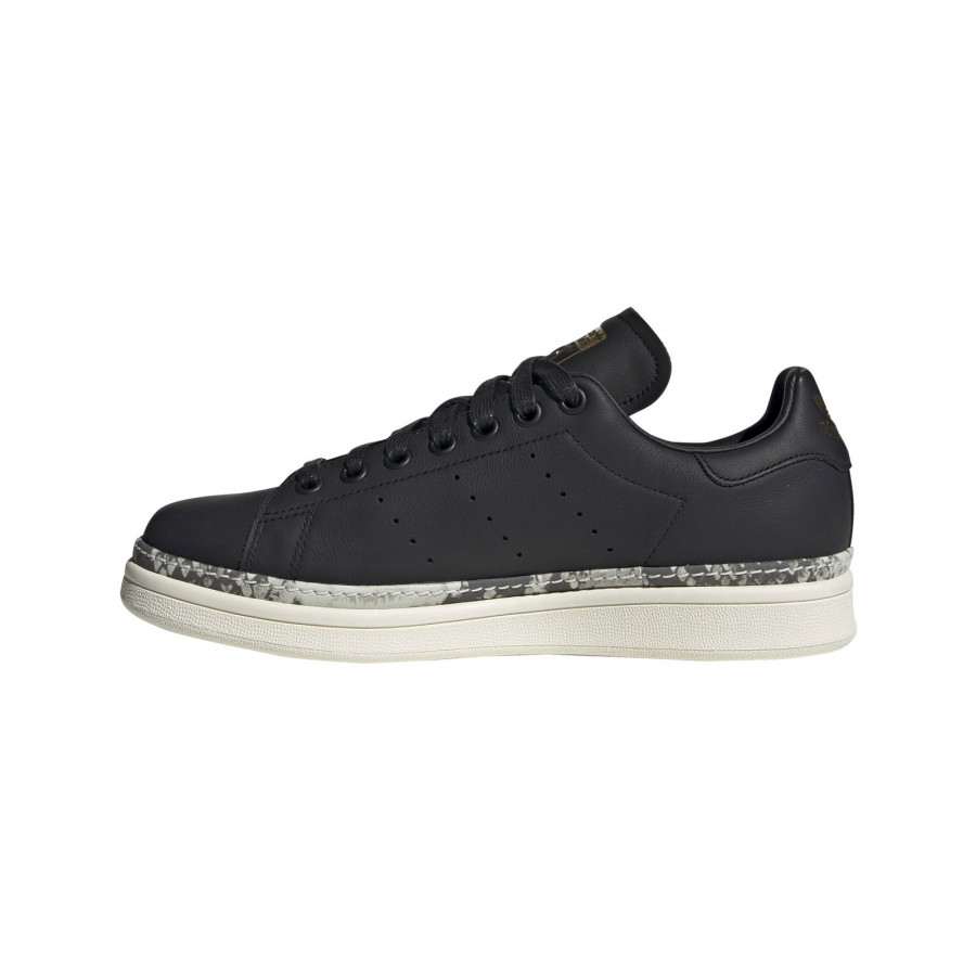 adidas Спортни обувки STAN SMITH NEW BOLD W 