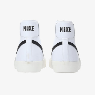 NIKE Спортни обувки BLAZER MID '77 VNTG 