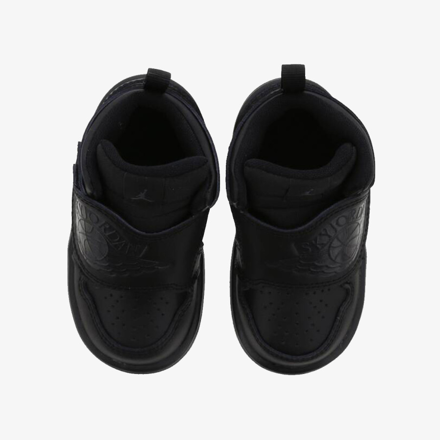 NIKE Спортни обувки SKY JORDAN 1 BT 