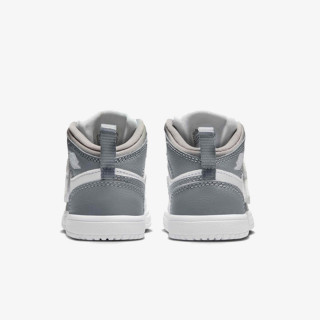 NIKE Спортни обувки SKY JORDAN 1 BT 