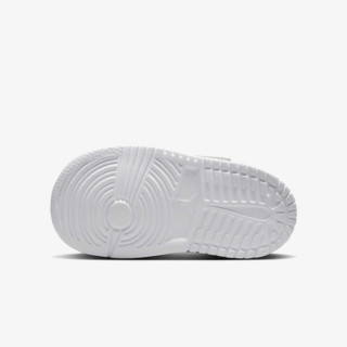 NIKE Спортни обувки SKY JORDAN 1 BT 