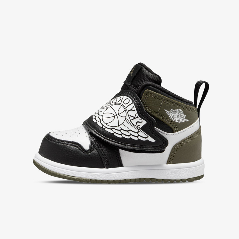 NIKE Спортни обувки Sky Jordan 1 