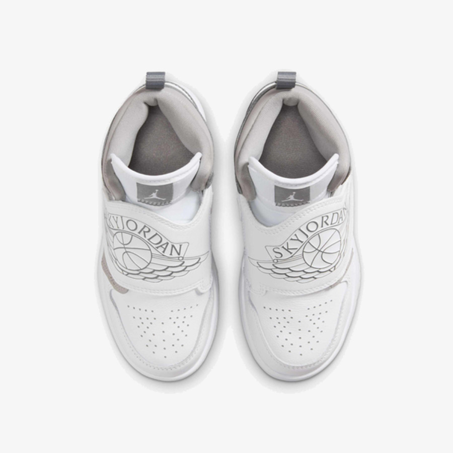 NIKE Спортни обувки Sky Jordan 1 