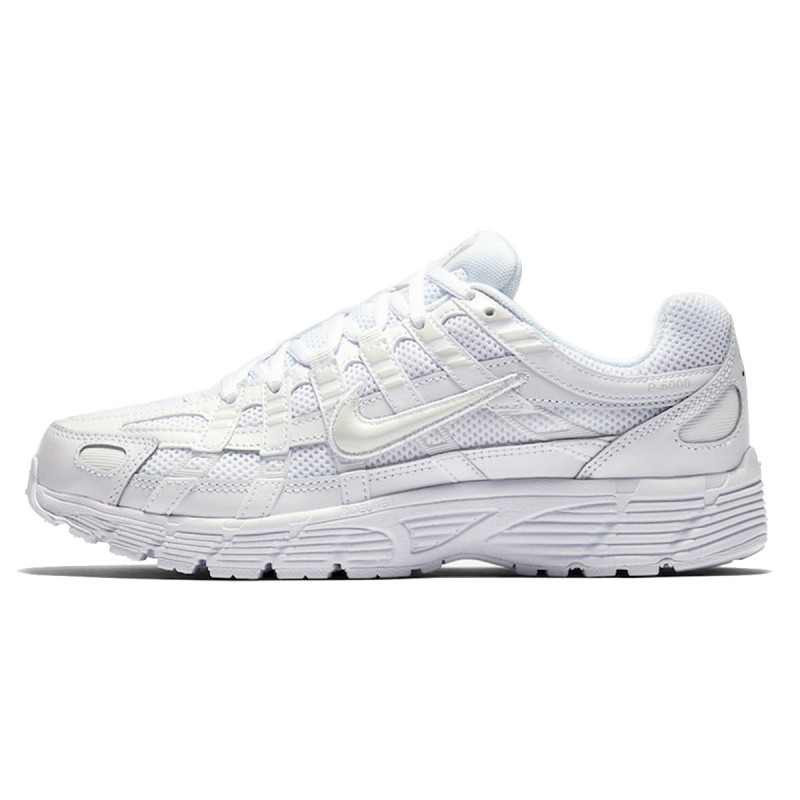 NIKE Спортни обувки W NIKE P-6000 
