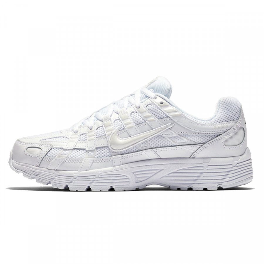 NIKE Спортни обувки W NIKE P-6000 