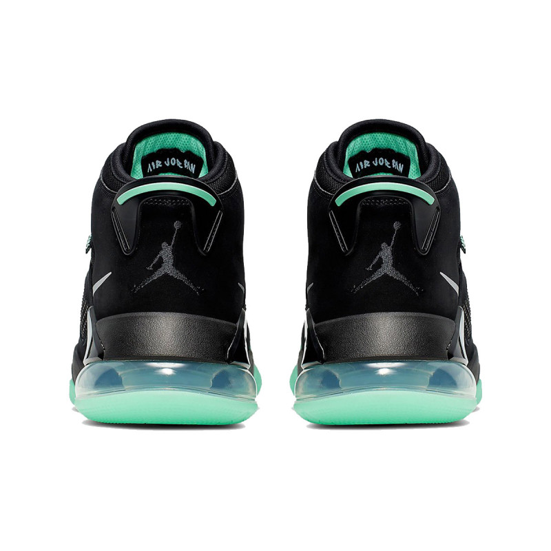 NIKE Спортни обувки JORDAN MARS 270 