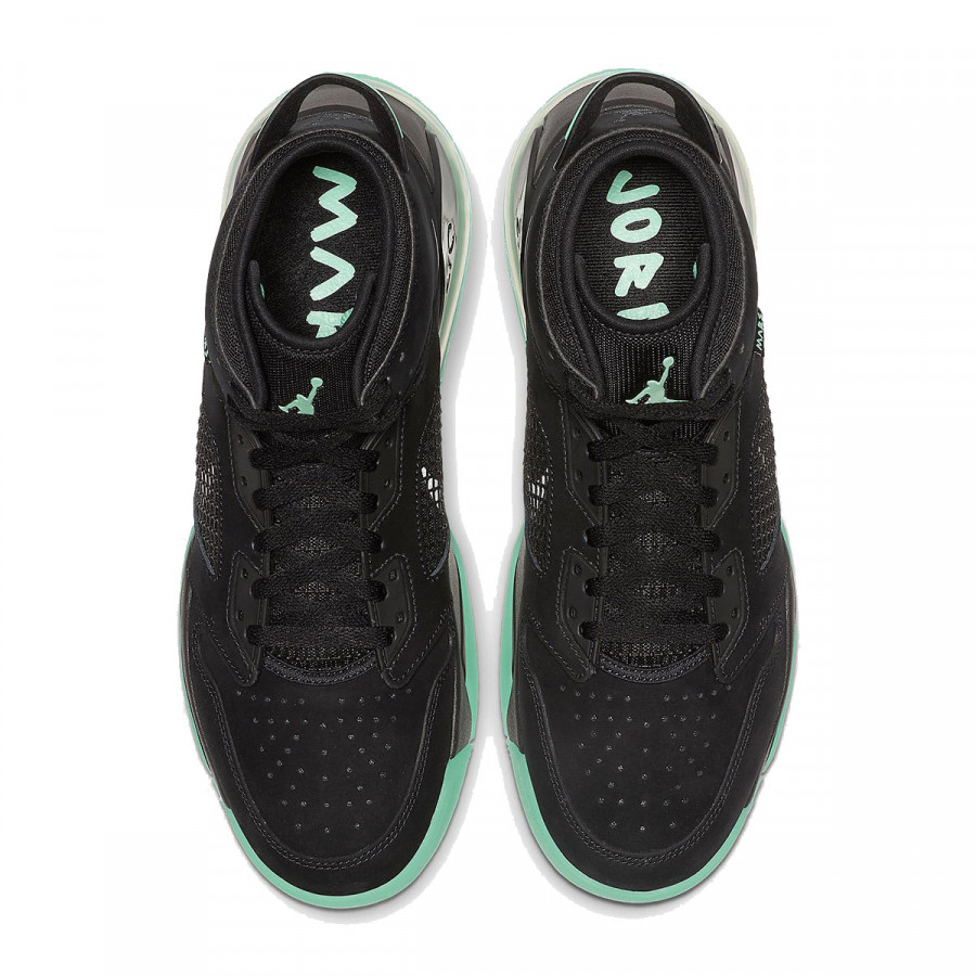 NIKE Спортни обувки JORDAN MARS 270 