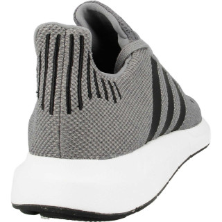 adidas Спортни обувки SWIFT RUN GRETHR/CBLACK/MGREYH 