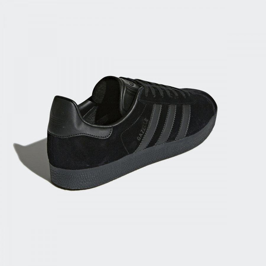 adidas Спортни обувки GAZELLE 