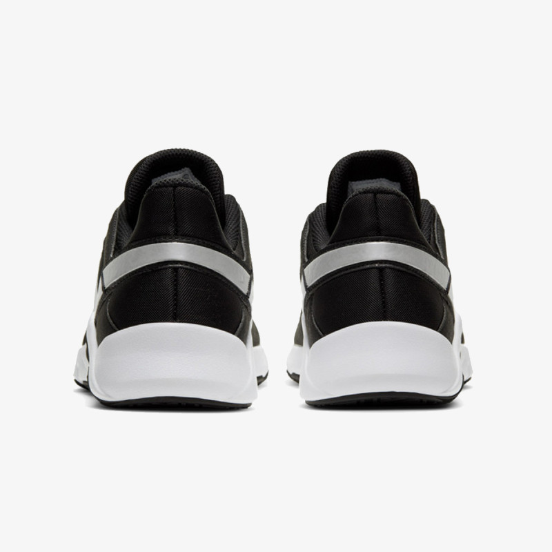 NIKE Спортни обувки LEGEND ESSENTIAL 2 