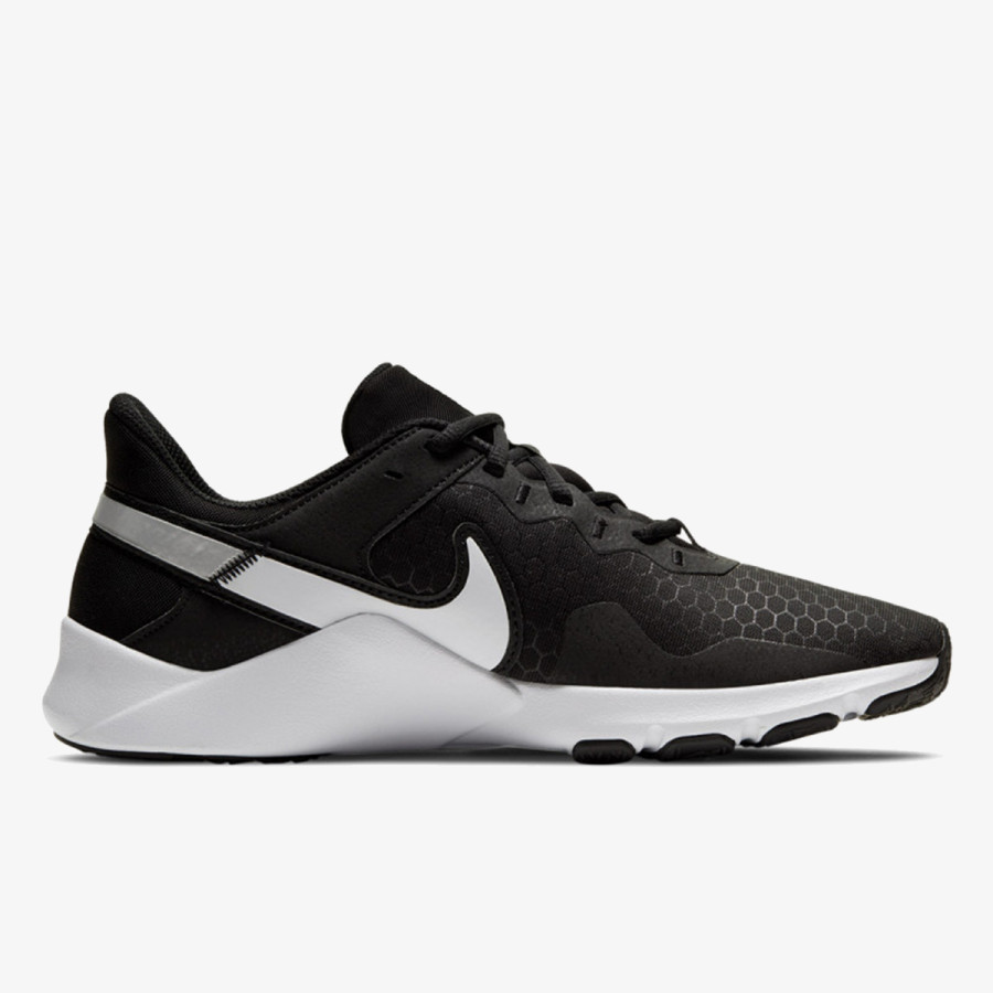 NIKE Спортни обувки LEGEND ESSENTIAL 2 